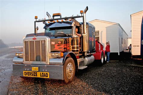 oversize wide load regulations.